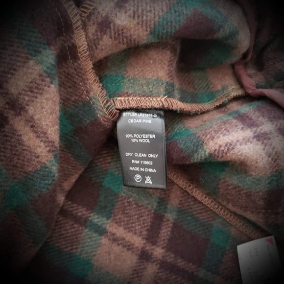 🎁NWT🎁WoolBlend Shorts by Lush Brown and Green Scottish Irish Plaid - Picture 4 of 5